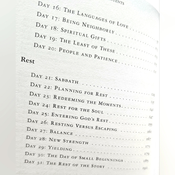 NWT "TOTAL CHRISTMAS MAKEOVER" BY MELISSA SPOELSTRA - Picture 3 of 6